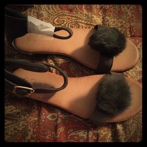 New Girls brown sandals. Size 6